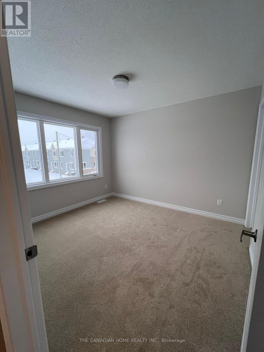 153 Ryan Reynolds Way, Ottawa, ON - Indoor Photo Showing Other Room