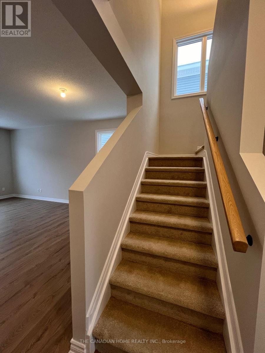 153 Ryan Reynolds Way, Ottawa, ON - Indoor Photo Showing Other Room