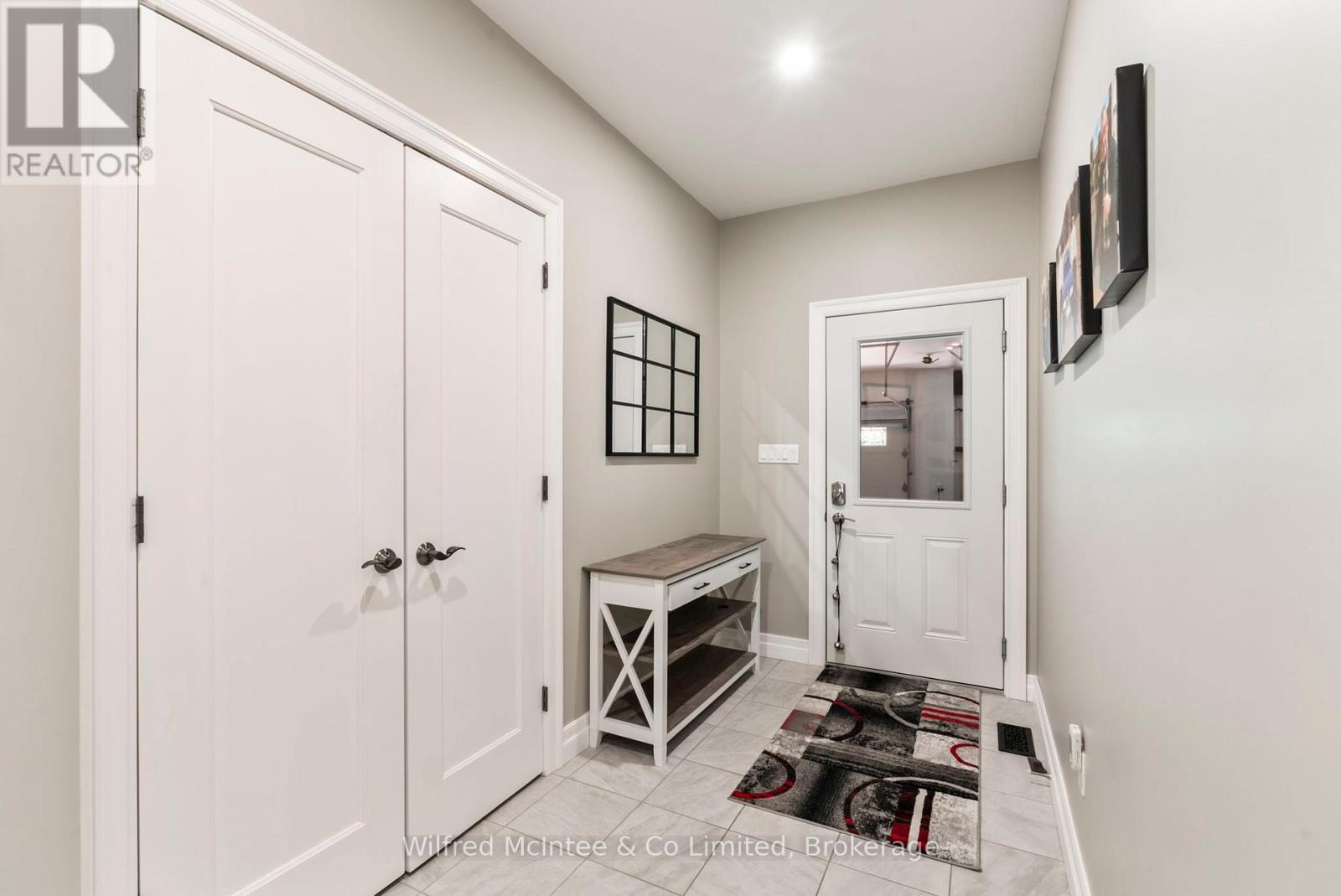 126 Forest Creek Trail, West Grey, ON - Indoor Photo Showing Other Room