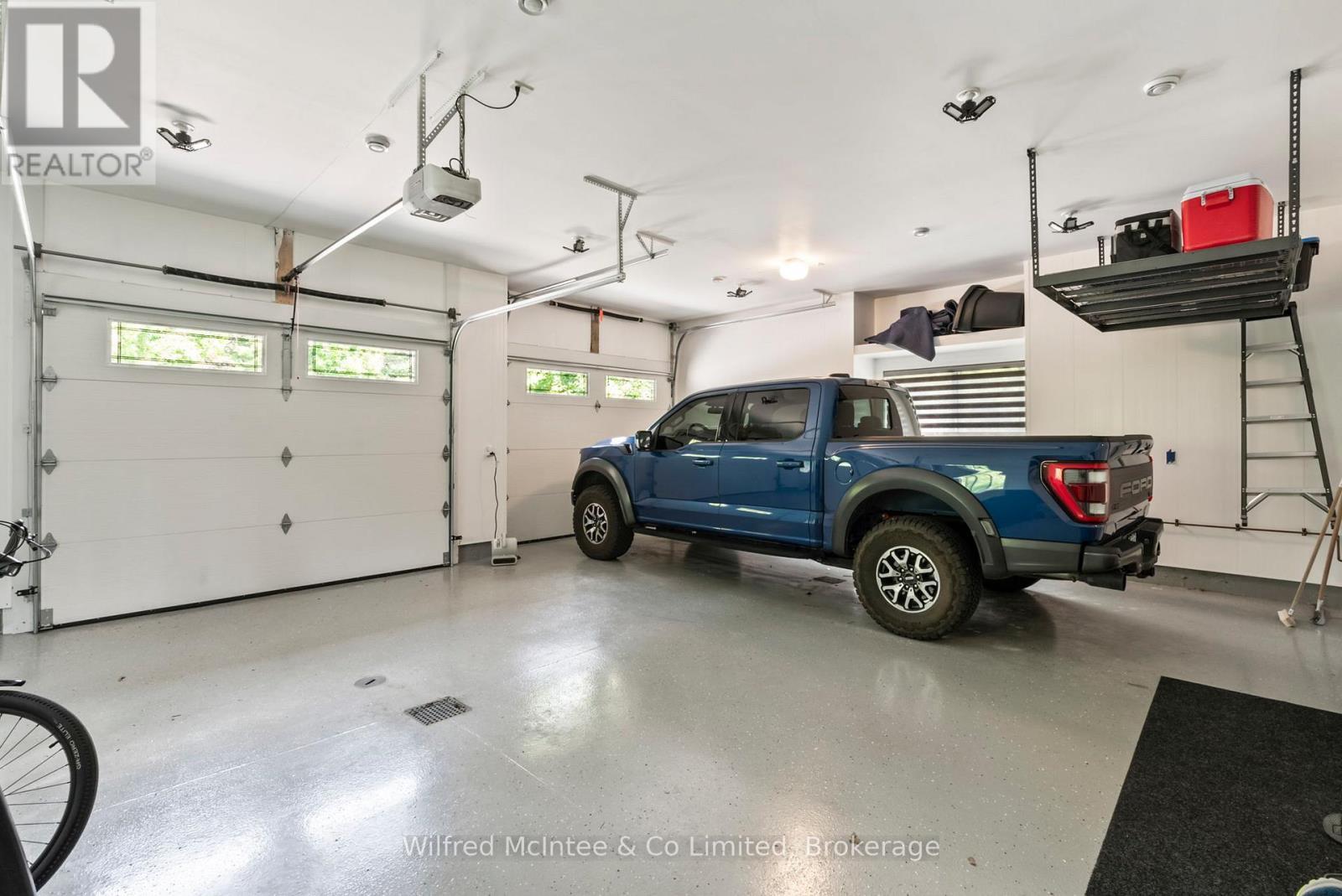 126 Forest Creek Trail, West Grey, ON - Indoor Photo Showing Garage