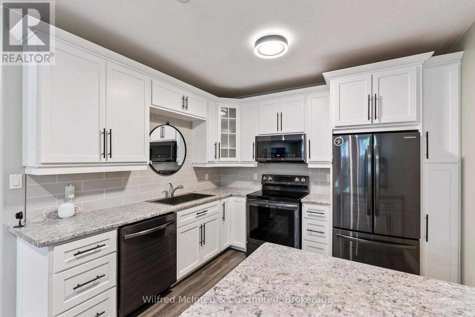 126 Forest Creek Trail, West Grey, ON - Indoor Photo Showing Kitchen