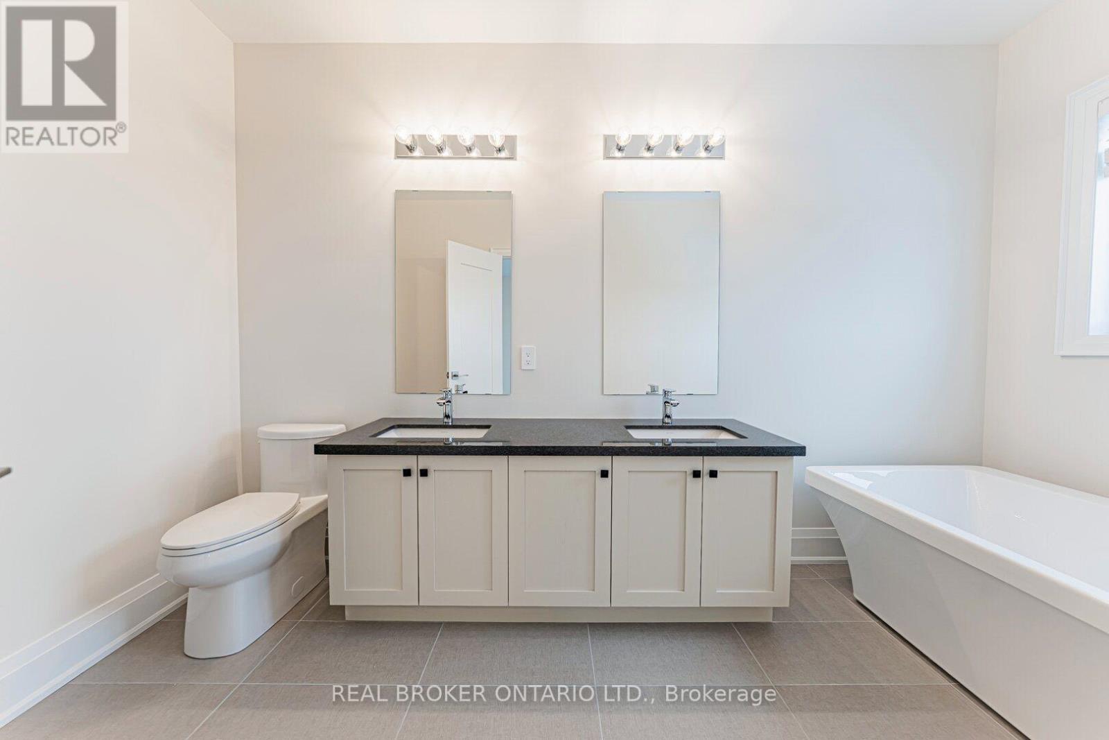 Primary 5-PC Ensuite - 30 Mace Avenue, Richmond Hill, ON - Indoor Photo Showing Bathroom