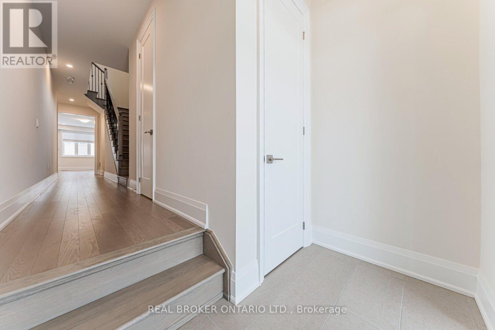 Entrance Foyer - 30 Mace Avenue, Richmond Hill, ON - Indoor Photo Showing Other Room