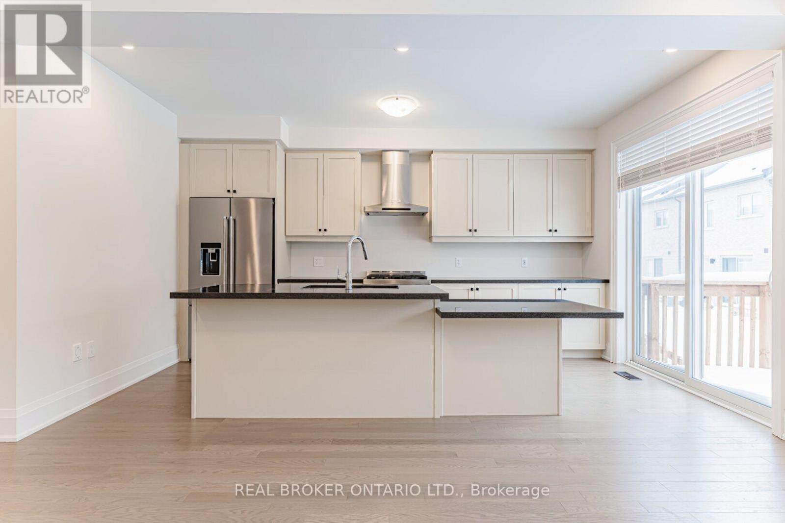 Kitchen - 30 Mace Avenue, Richmond Hill, ON - Indoor Photo Showing Kitchen