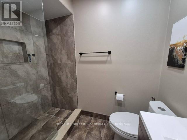 Main&2Nd Fl - 172 Brownridge Drive, Vaughan, ON - Indoor Photo Showing Bathroom