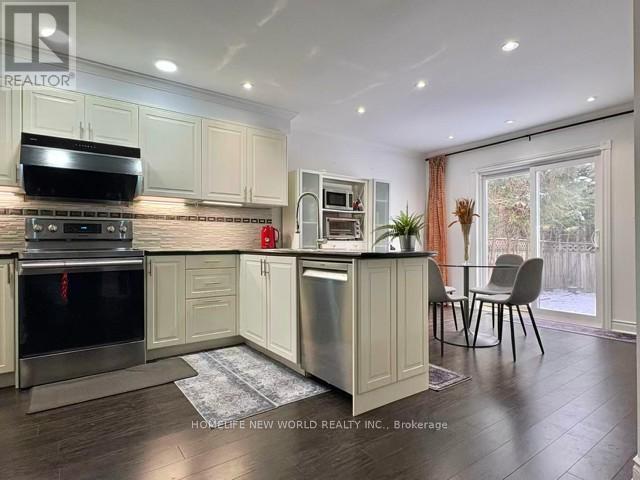 Main&2Nd Fl - 172 Brownridge Drive, Vaughan, ON - Indoor Photo Showing Kitchen