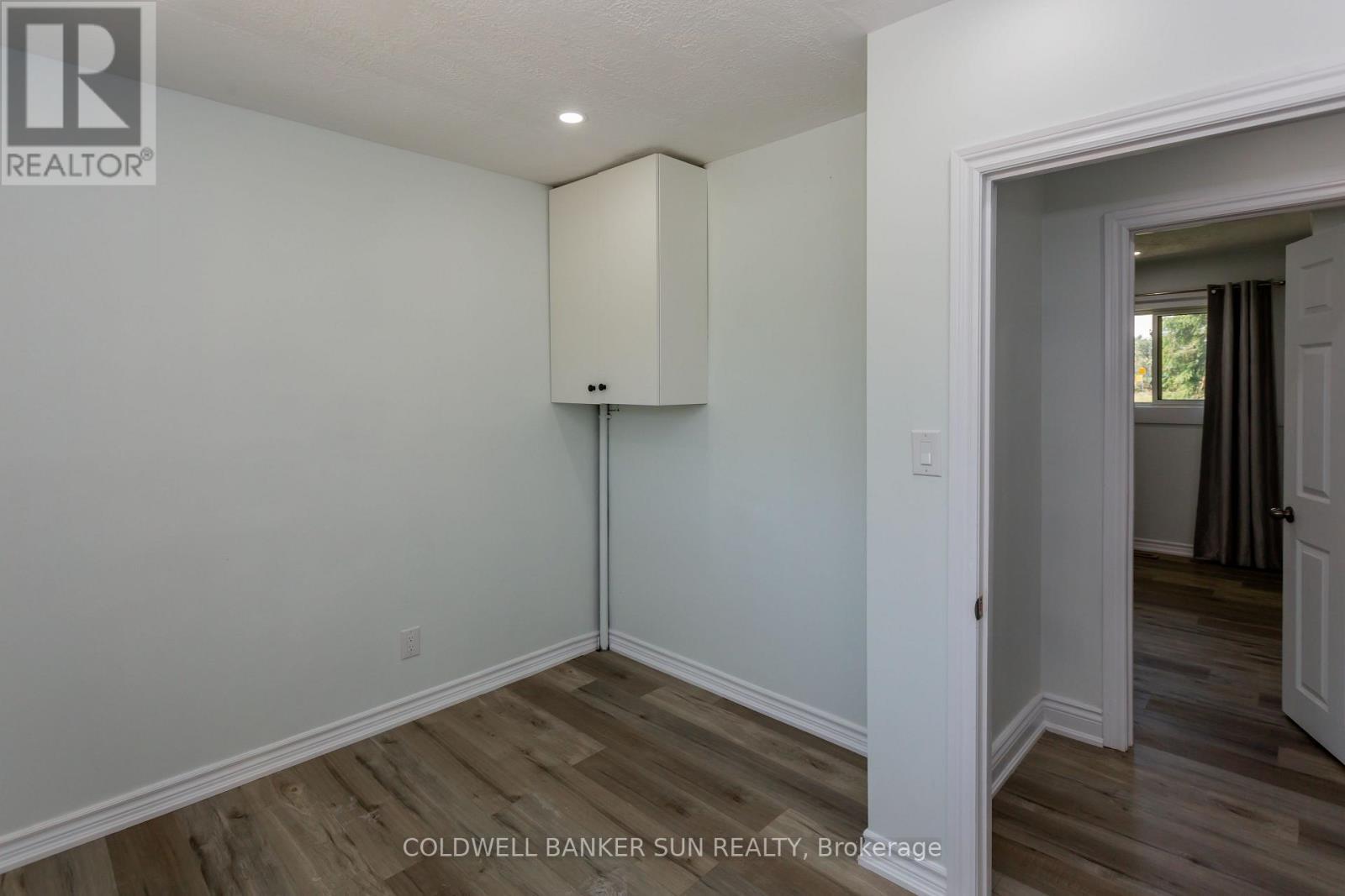 686078 Oxford Rd 2 Road, Norwich, ON - Indoor Photo Showing Other Room