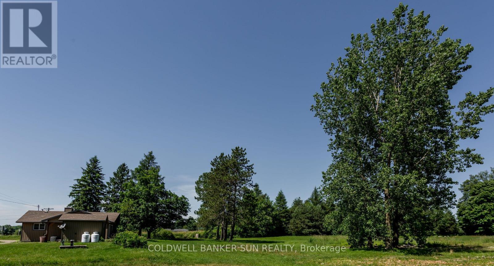 686078 Oxford Rd 2 Road, Norwich, ON - Outdoor