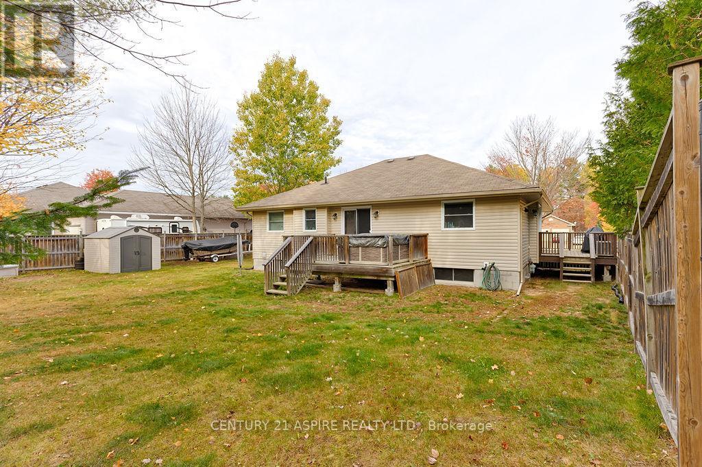 206 Oriole Crescent, Petawawa, ON - Outdoor