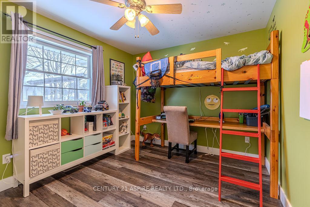 206 Oriole Crescent, Petawawa, ON - Indoor