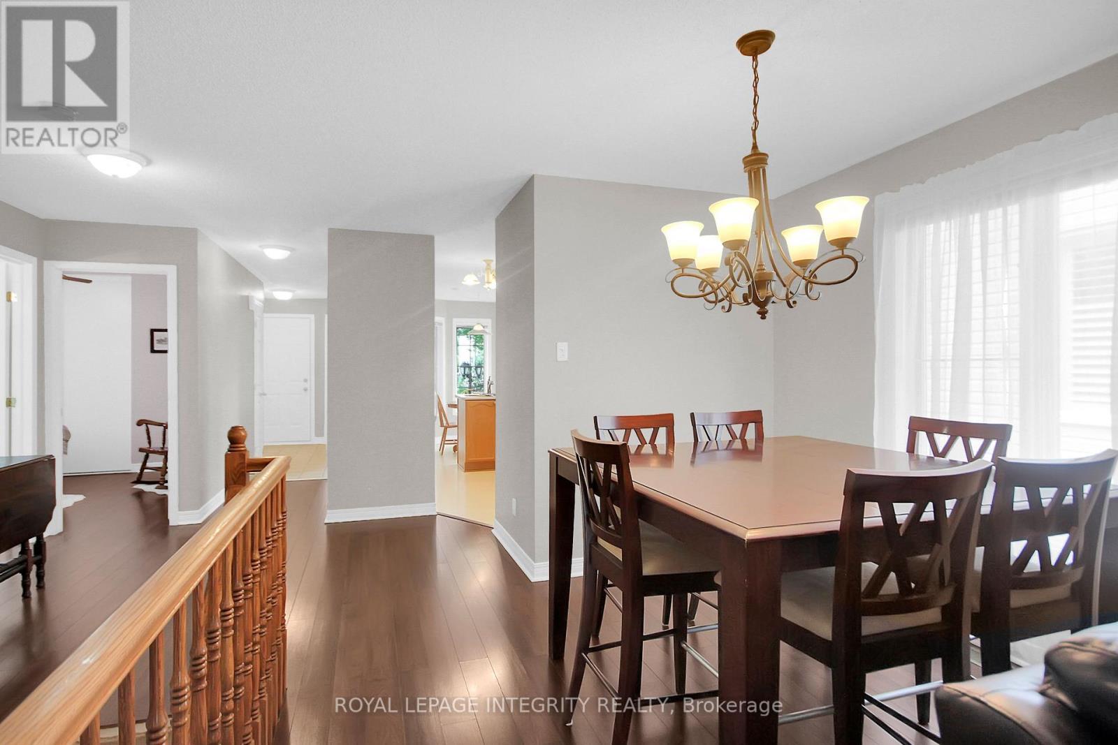 22 Halkirk Avenue, Ottawa, ON - Indoor Photo Showing Dining Room