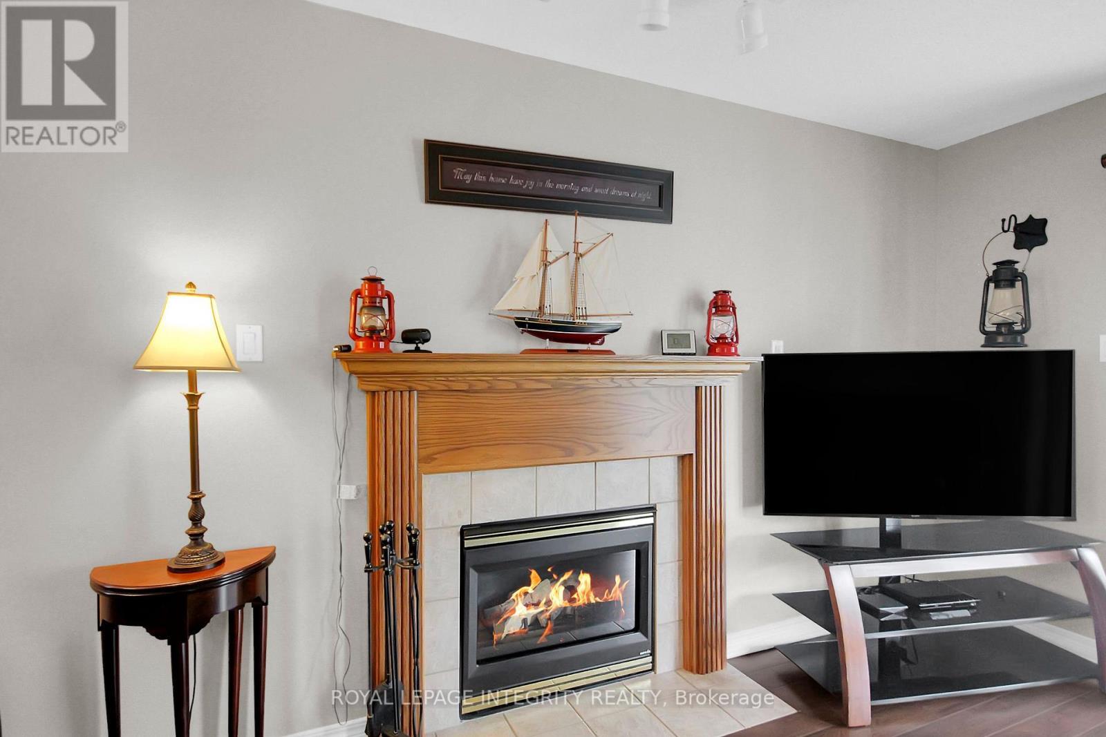 22 Halkirk Avenue, Ottawa, ON - Indoor With Fireplace