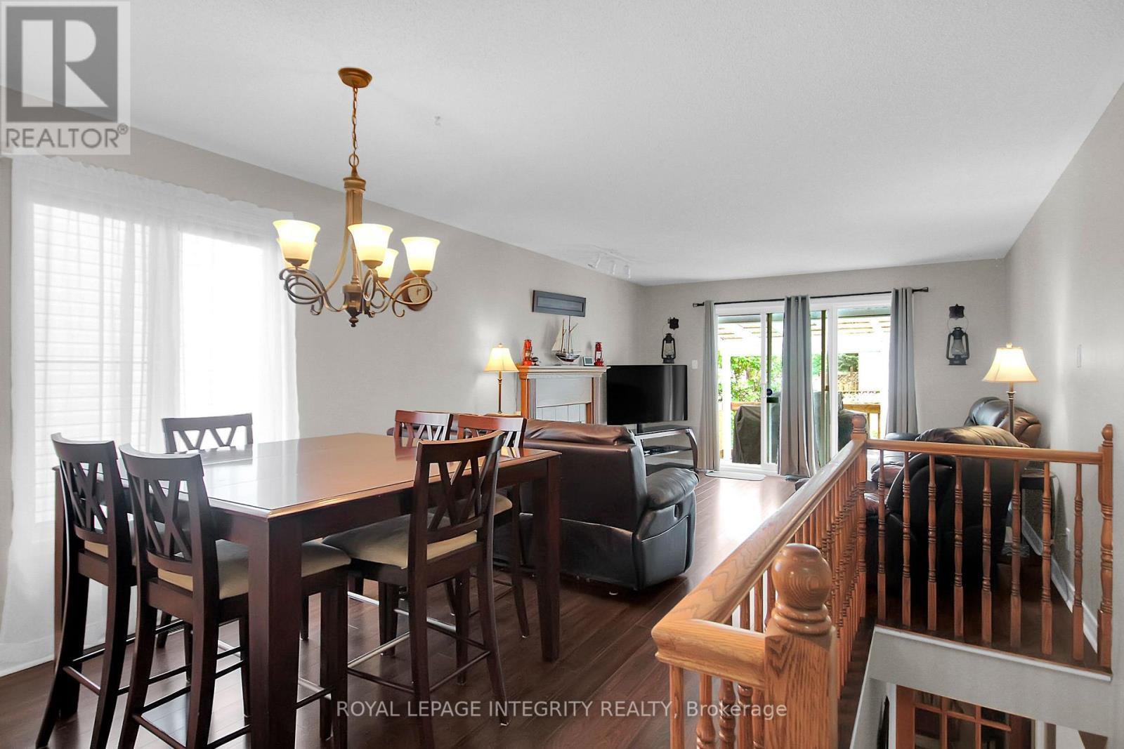 22 Halkirk Avenue, Ottawa, ON - Indoor Photo Showing Dining Room