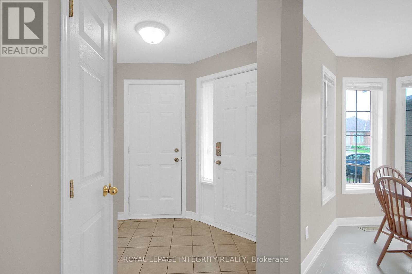 22 Halkirk Avenue, Ottawa, ON - Indoor Photo Showing Other Room