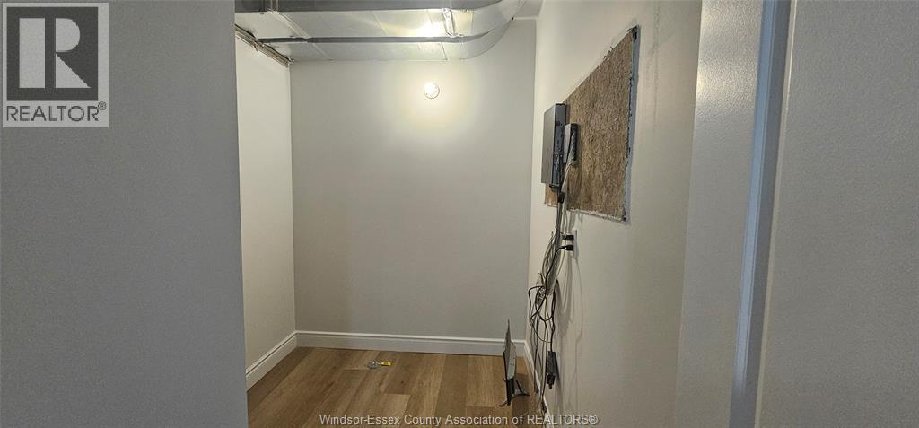 536 Caron Ave Unit B, Windsor, ON - Indoor