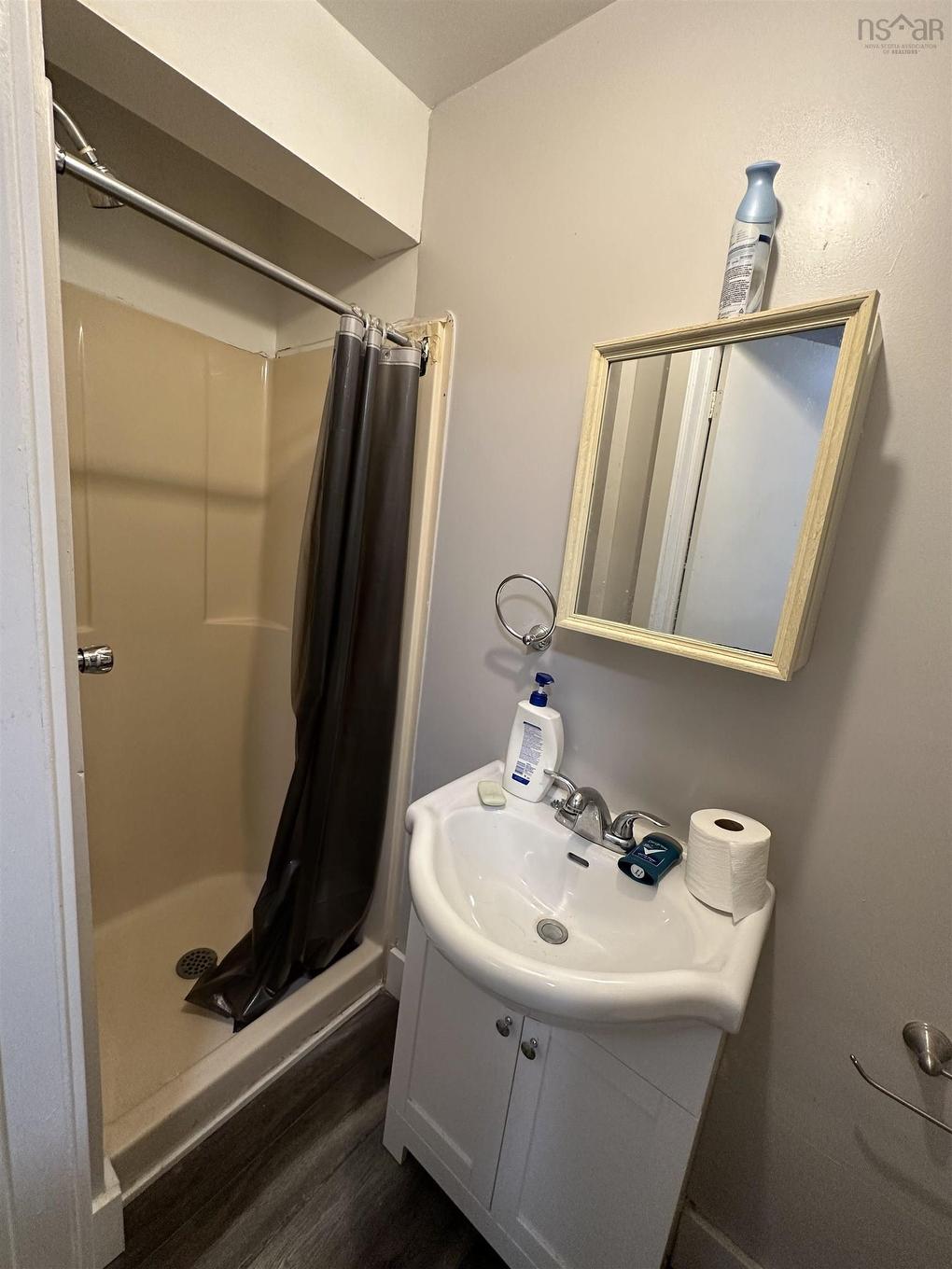 112-4 Mackay Street, Stellarton, NS