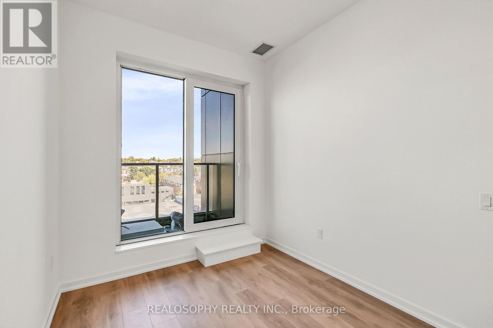 706 - 1285 Dupont Street, Toronto, ON - Indoor Photo Showing Other Room