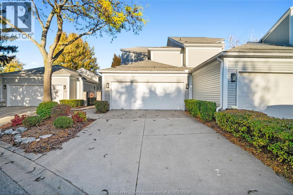 128 Marine, Tecumseh, ON - Outdoor