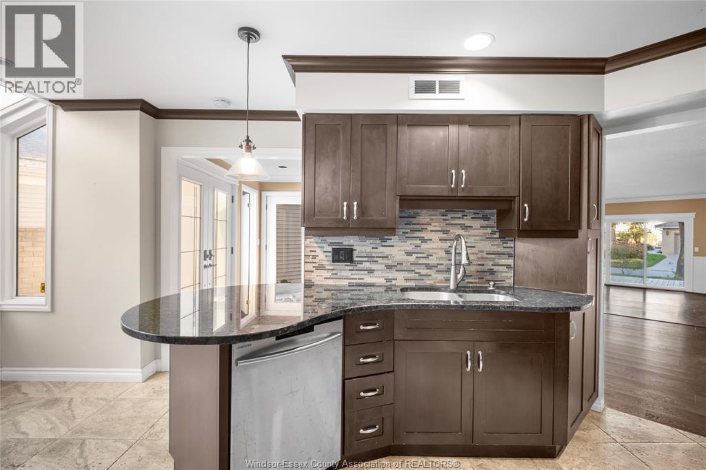 128 Marine, Tecumseh, ON - Indoor Photo Showing Kitchen With Double Sink