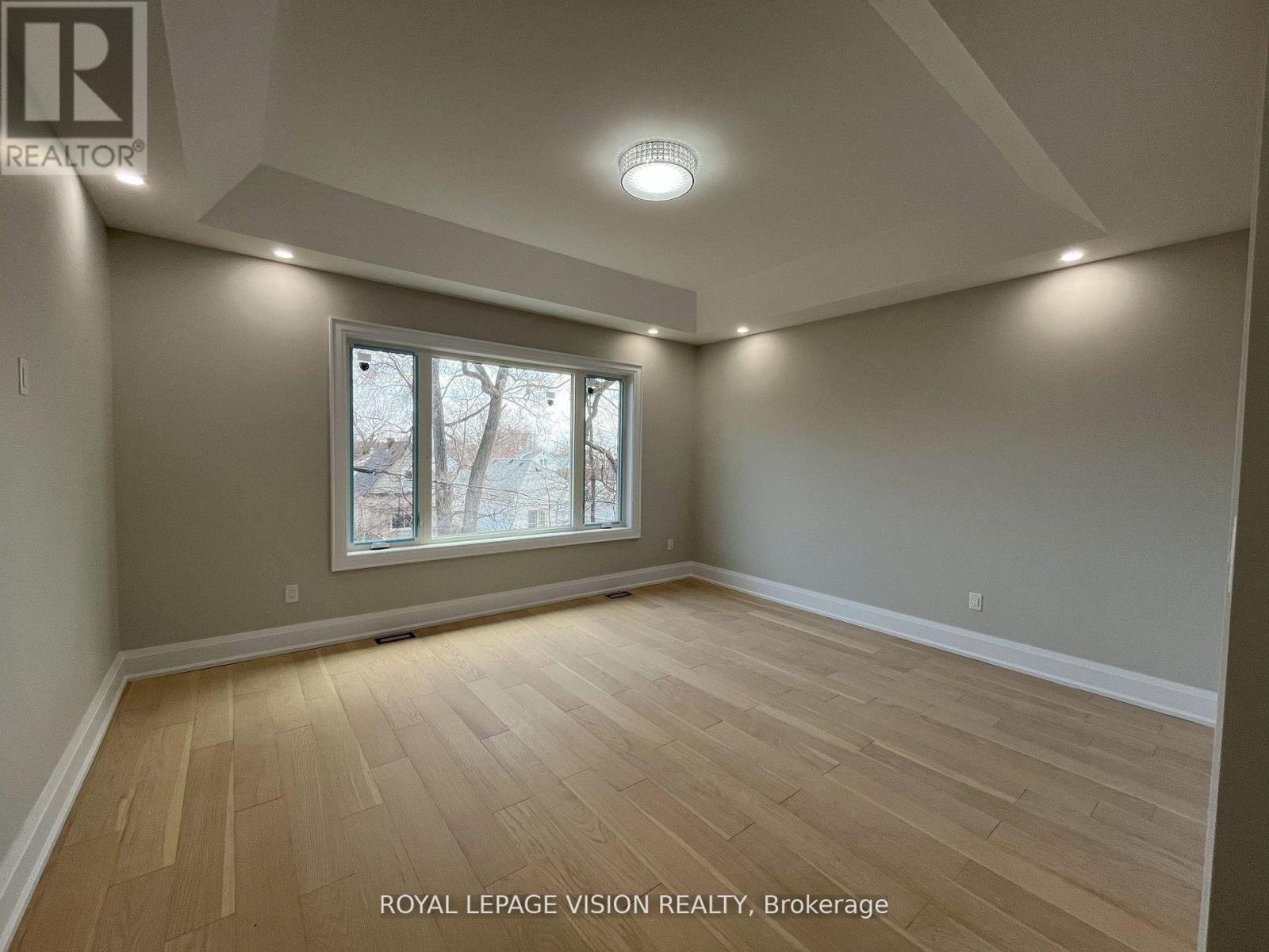 47 Lillington Avenue, Toronto, ON - Indoor Photo Showing Other Room
