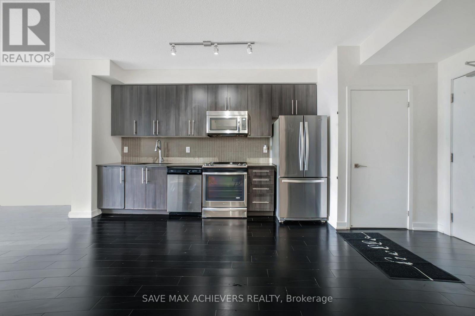 801 - 510 Curran Place, Mississauga, ON - Indoor Photo Showing Kitchen With Stainless Steel Kitchen