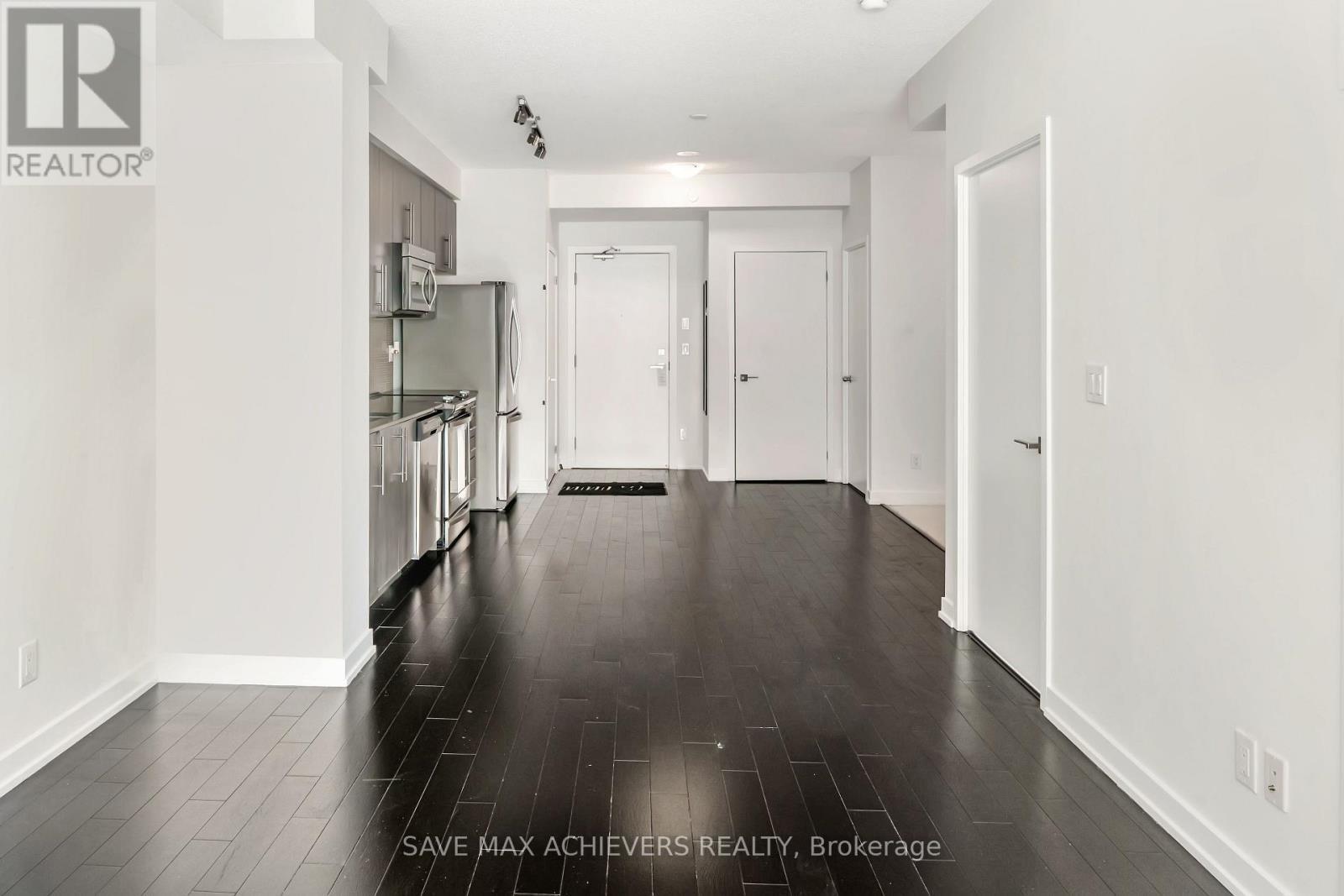 801 - 510 Curran Place, Mississauga, ON - Indoor