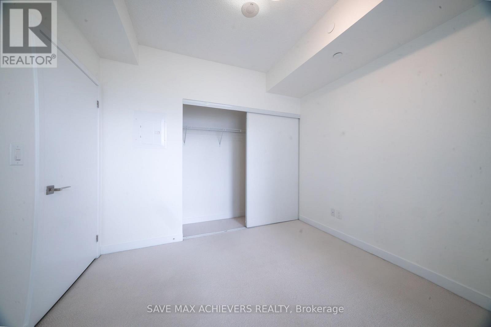 801 - 510 Curran Place, Mississauga, ON - Indoor Photo Showing Other Room