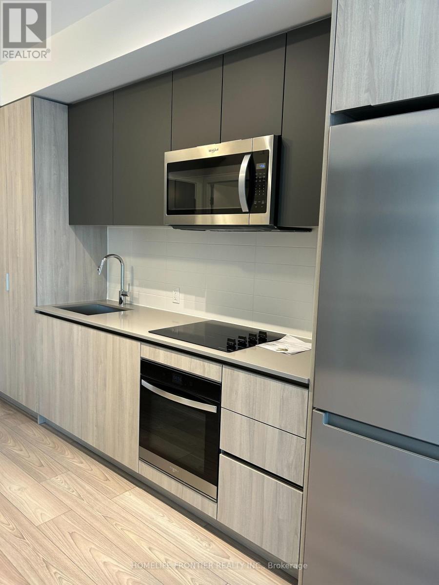 720 - 5858 Yonge Street, Toronto, ON - Indoor Photo Showing Kitchen