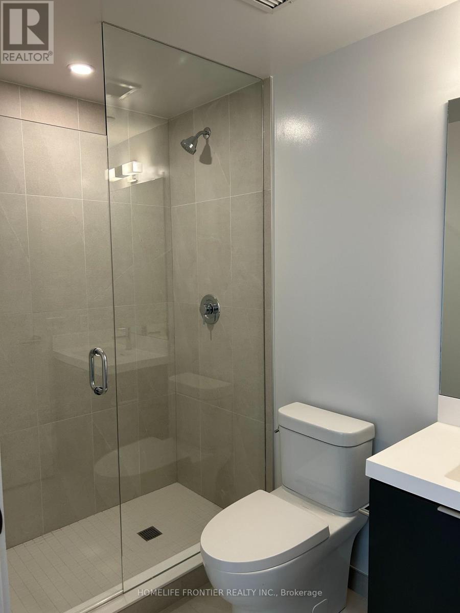 720 - 5858 Yonge Street, Toronto, ON - Indoor Photo Showing Bathroom