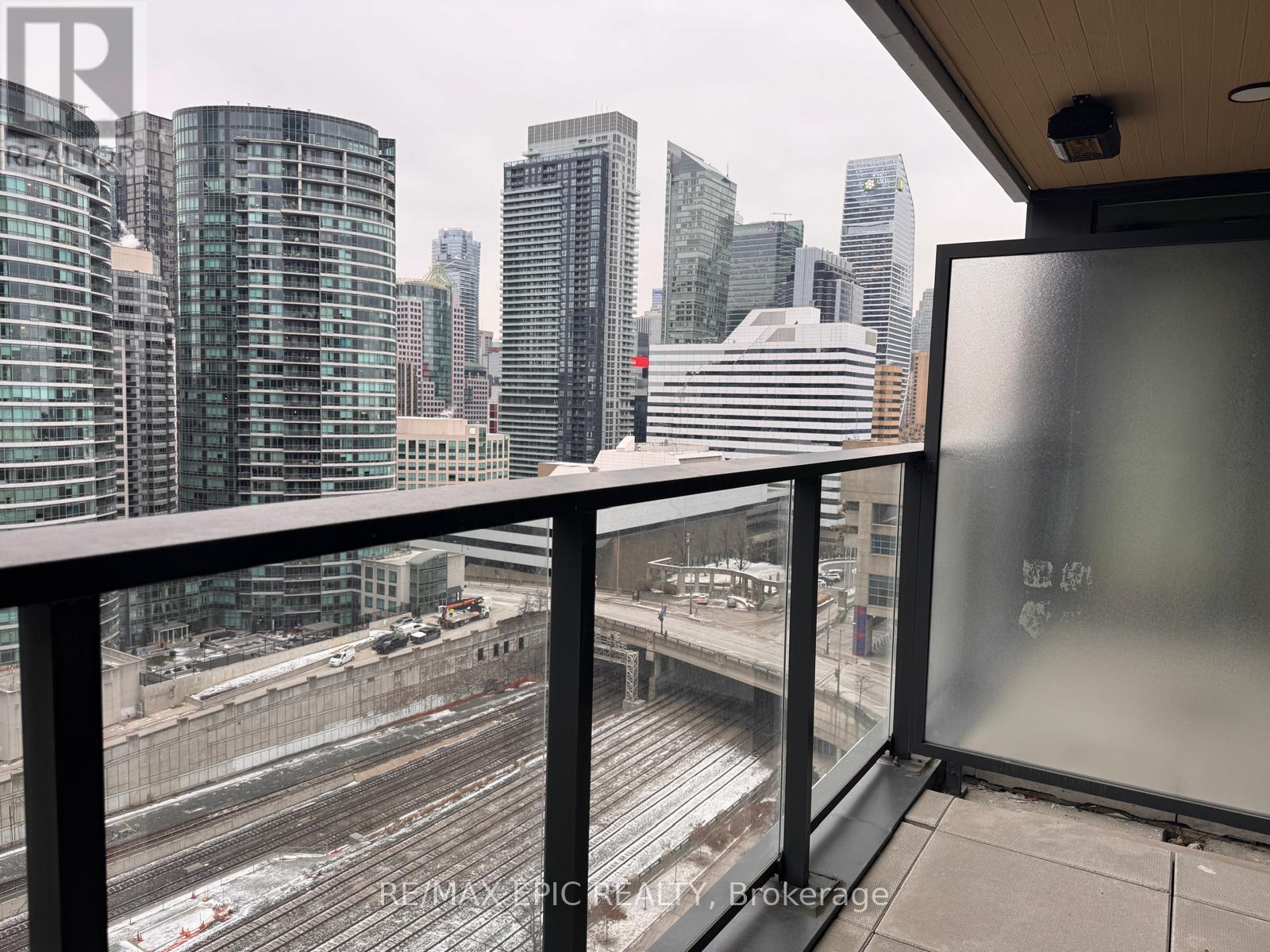 1611 - 1 Concord Cityplace Way, Toronto, ON - Outdoor With Balcony