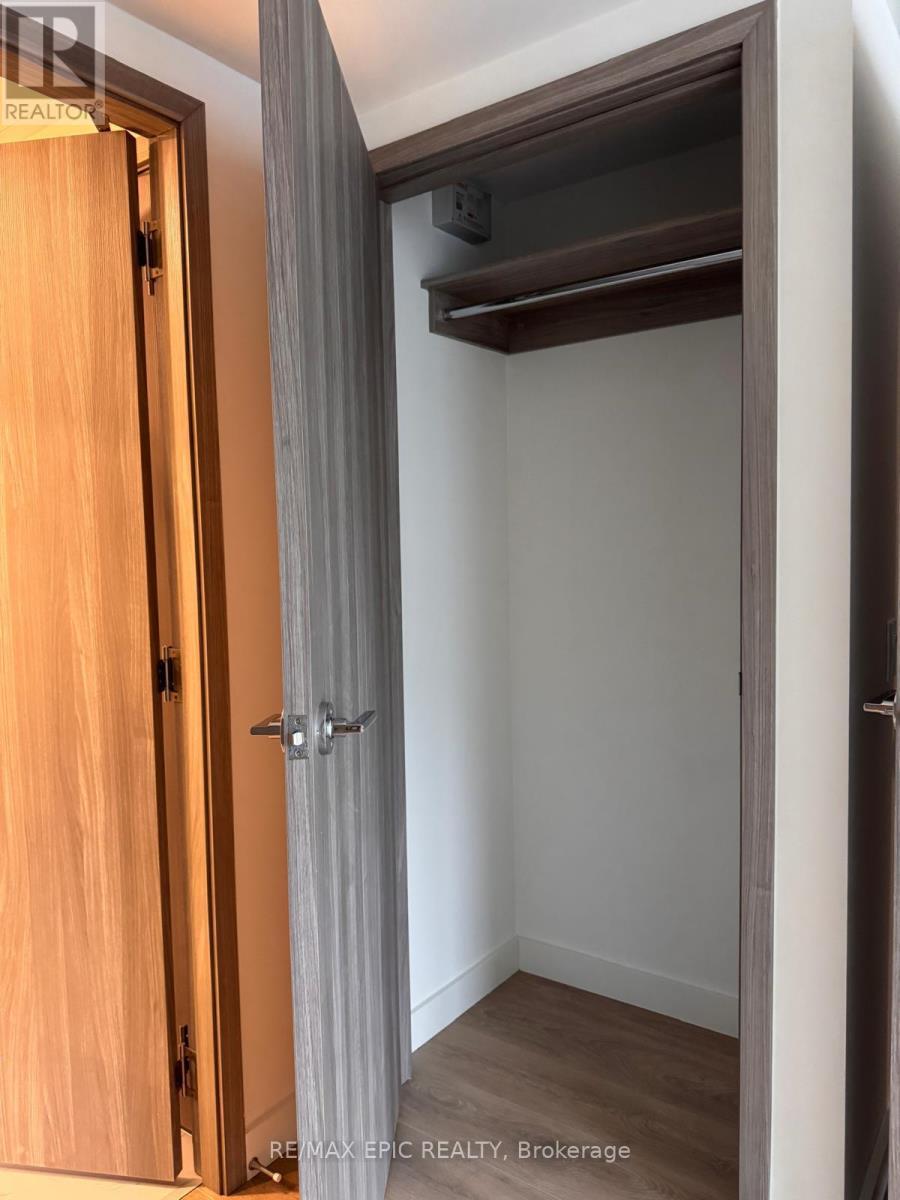 1611 - 1 Concord Cityplace Way, Toronto, ON - Indoor Photo Showing Other Room