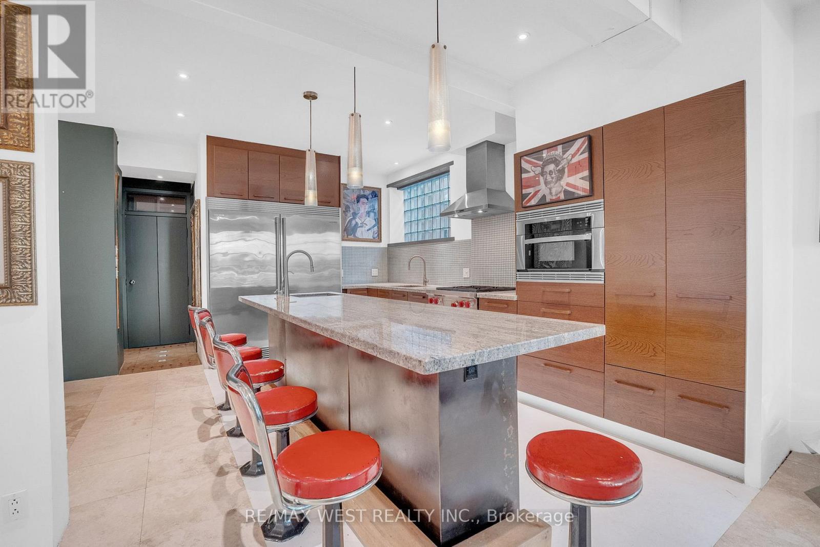 53 Argyle Street, Toronto, ON - Indoor Photo Showing Kitchen With Upgraded Kitchen