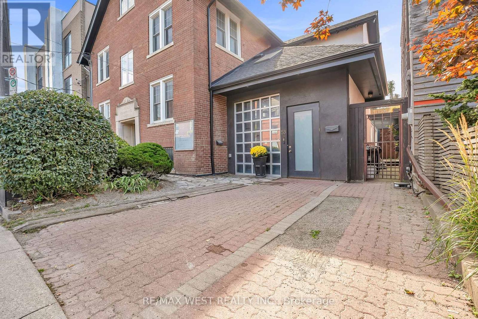 53 Argyle Street, Toronto, ON - Outdoor