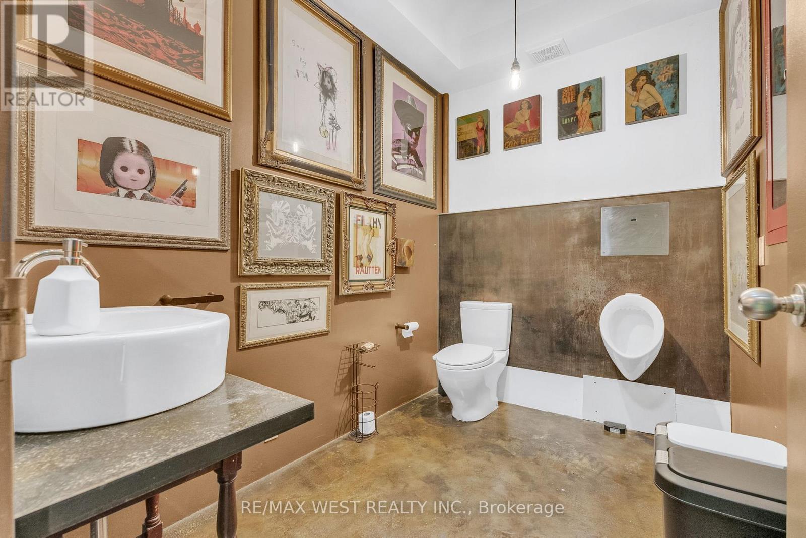 53 Argyle Street, Toronto, ON - Indoor Photo Showing Bathroom