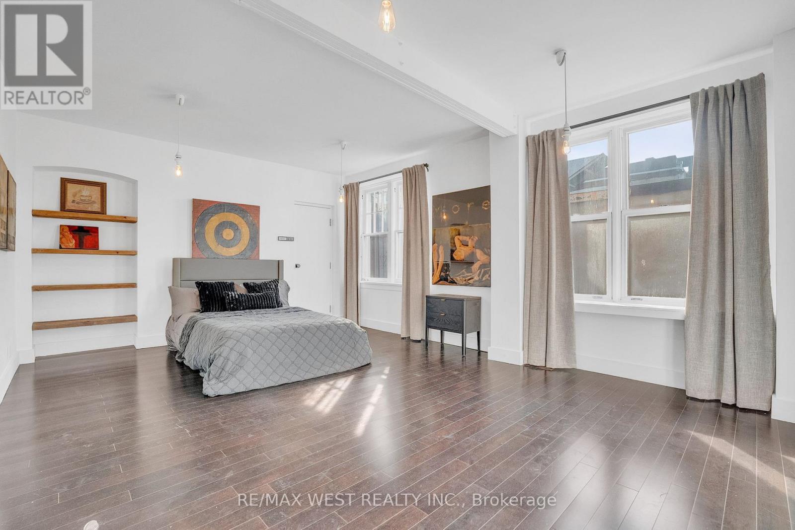 53 Argyle Street, Toronto, ON - Indoor Photo Showing Other Room