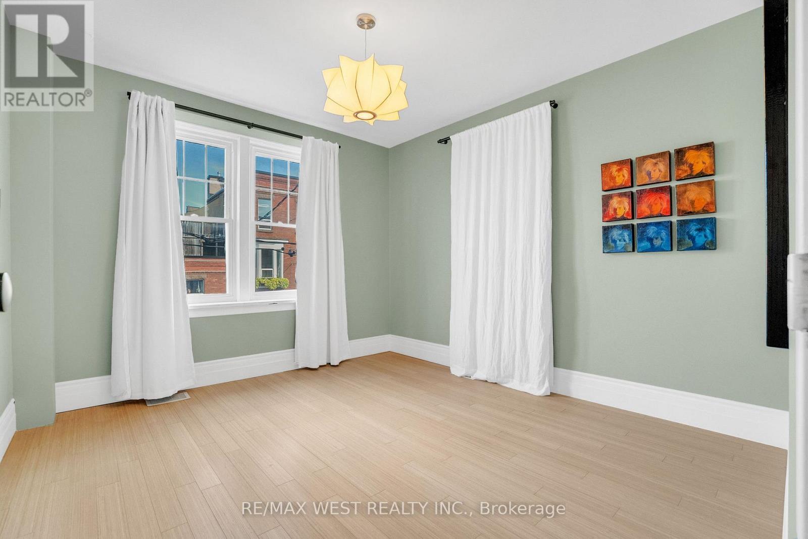 53 Argyle Street, Toronto, ON - Indoor Photo Showing Other Room