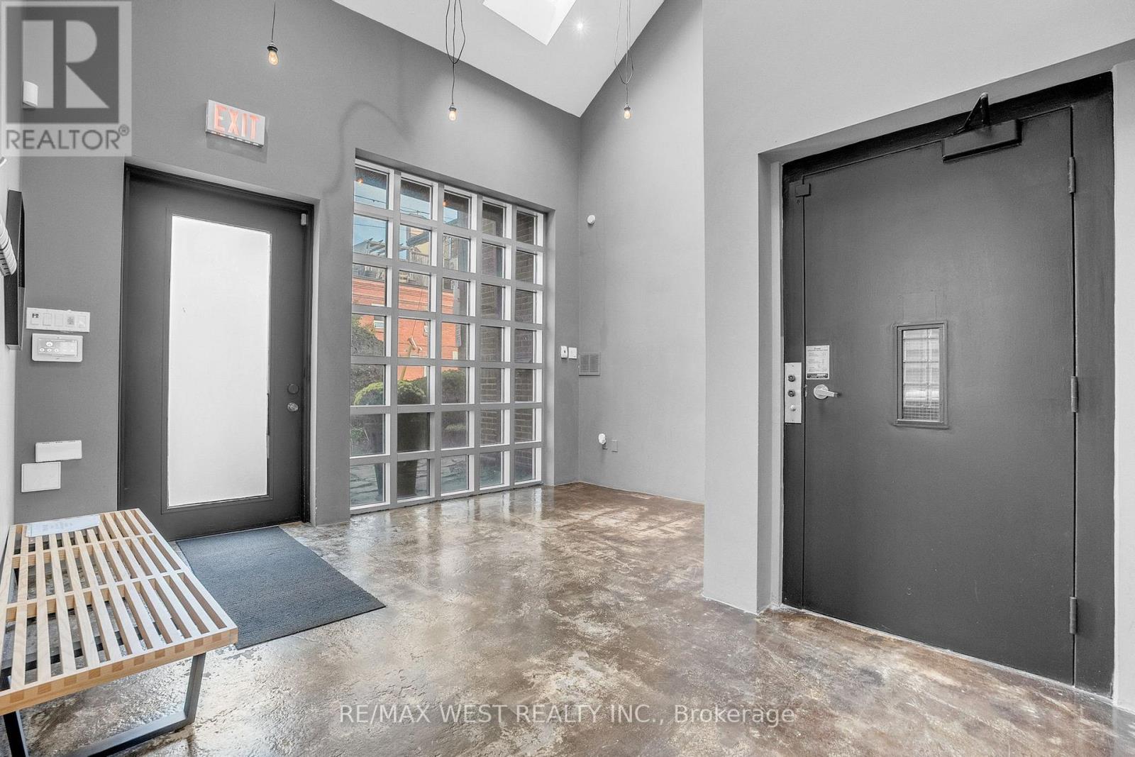 53 Argyle Street, Toronto, ON - Indoor Photo Showing Other Room