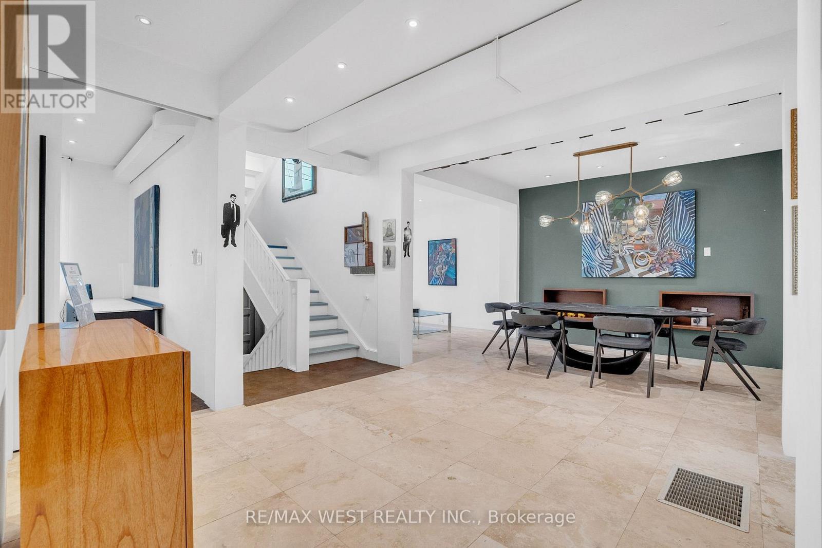 53 Argyle Street, Toronto, ON - Indoor Photo Showing Other Room