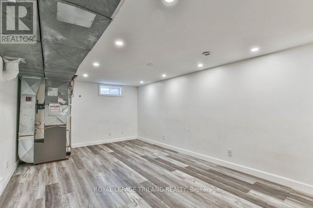 4 Maxwell Crescent, London North (North H), ON - Indoor Photo Showing Other Room