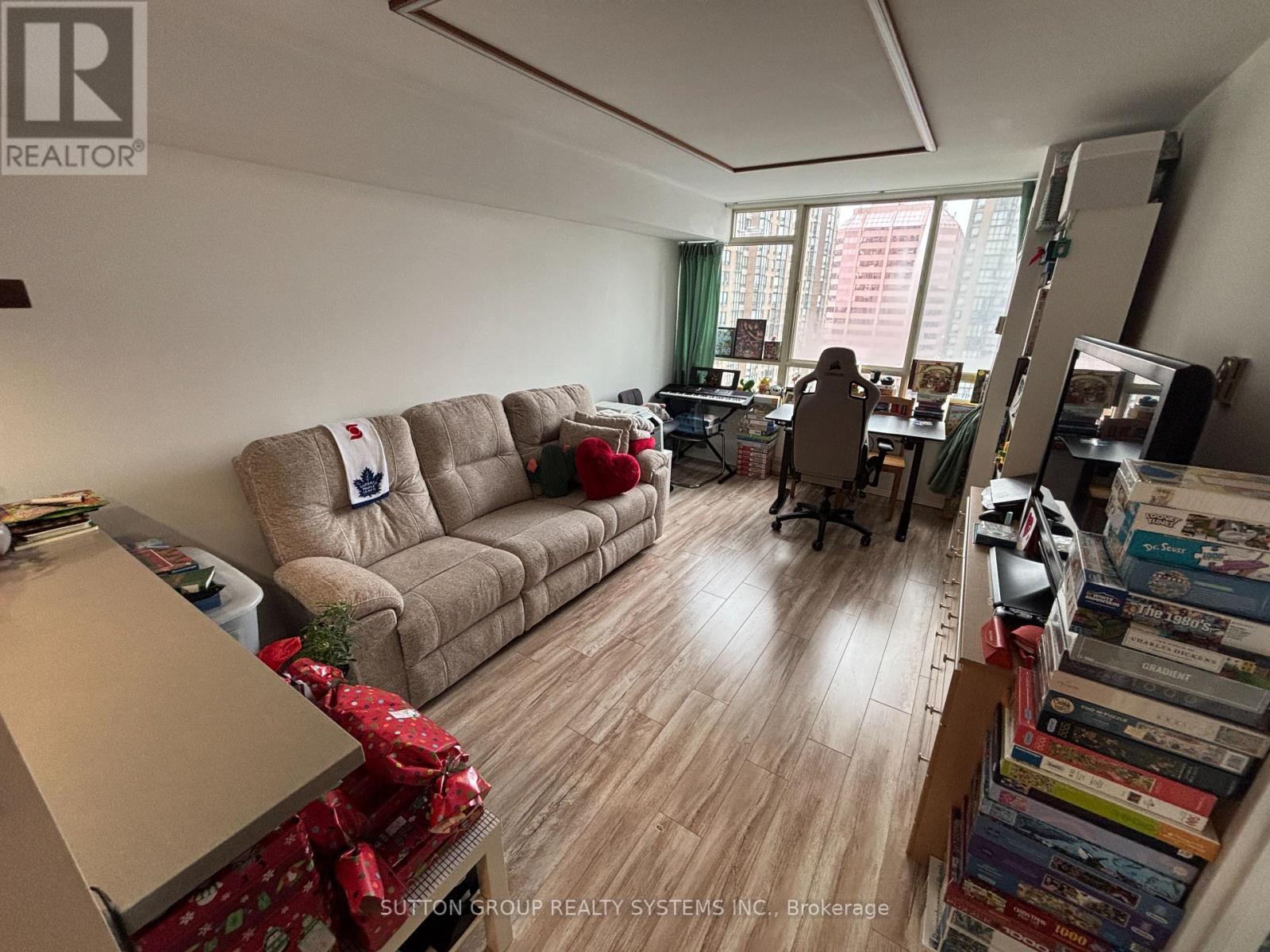 1104A - 3605 Kariya Drive, Mississauga, ON - Indoor