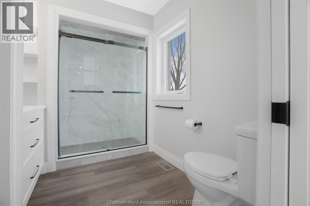 6511 Queens Line, Raleigh Township, ON - Indoor Photo Showing Bathroom