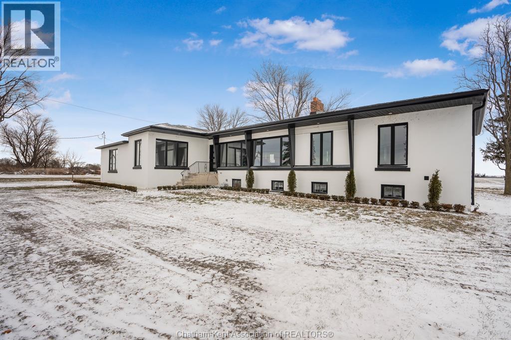 6511 Queens Line, Raleigh Township, ON - Outdoor