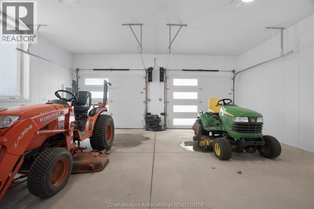 6511 Queens Line, Raleigh Township, ON - Indoor Photo Showing Garage