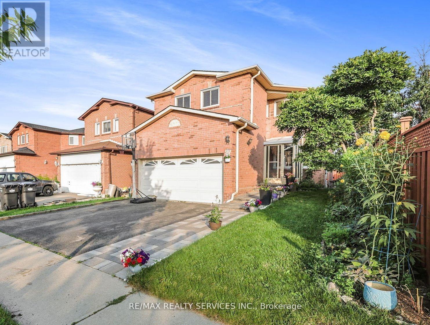 57 Atkins Circle, Brampton, ON - Outdoor