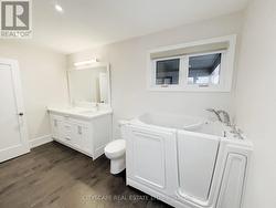 Primary Bedroom - 5pc Ensuite -