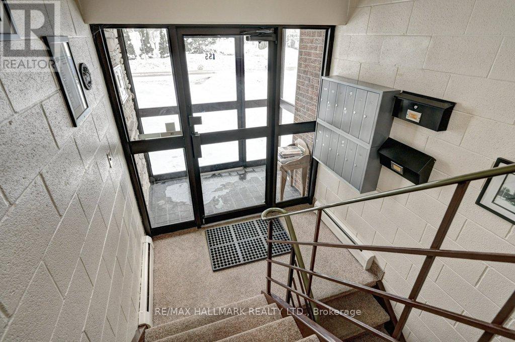 311 - 155 Queen Street N, Minto, ON - Indoor Photo Showing Other Room