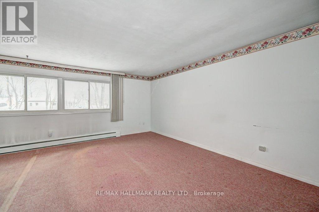 311 - 155 Queen Street N, Minto, ON - Indoor Photo Showing Other Room