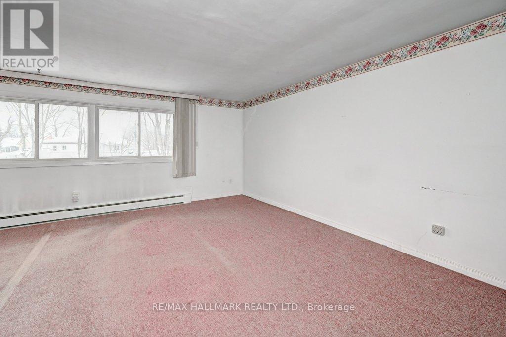 311 - 155 Queen Street N, Minto, ON - Indoor Photo Showing Other Room