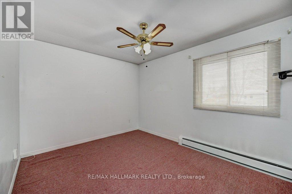 311 - 155 Queen Street N, Minto, ON - Indoor Photo Showing Other Room