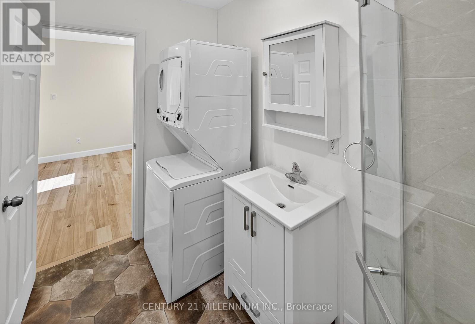 APARTMENT 3PC CONTINUED - 322066 Concession Road 6-7, East Luther Grand Valley, ON - Indoor Photo Showing Laundry Room